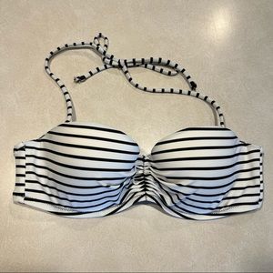 Victoria’s Secret 🖤🤍 Black & White Striped Halter Bandeau Swim Top 34B